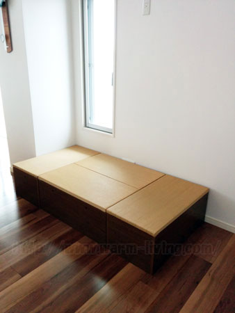 ヨシオ家の高床式ユニット畳、昼寝ベッドバージョン