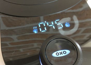 oxoカフェケトル電源台に表示される動作アイコン「保温」