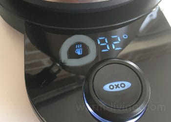 oxoカフェケトル電源台に表示される動作アイコン「加熱」